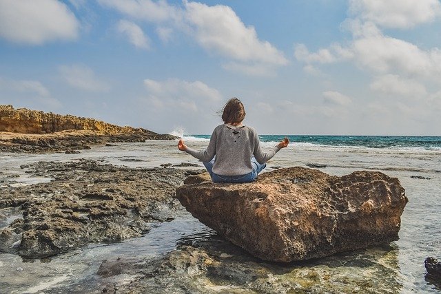 Meditace, meditační techniky. Jóga a dech.